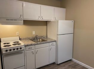 Westwood Apartments - 13, Carbondale, IL 62903