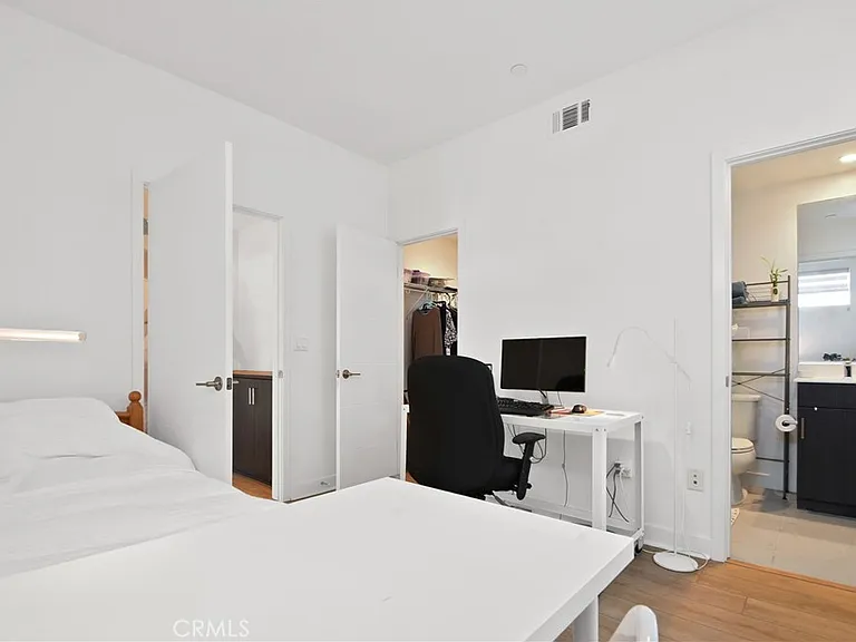 257 Elm Ave — Photo 13