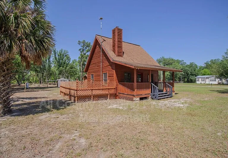 6834 NW County Road 152 — Photo 3