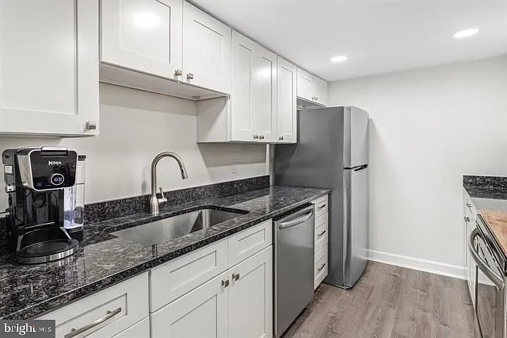 2454 Kilpatrick Pl — Photo 4