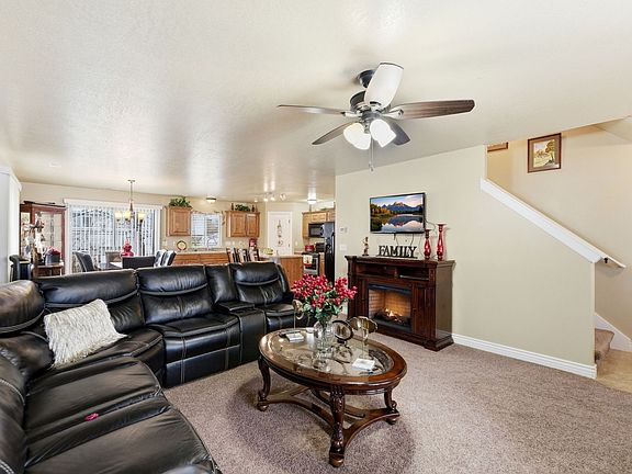 4th image of 602 Ridge Place Dr