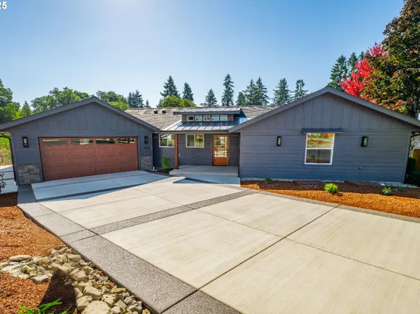 1660 Scardi Blvd, Sutherlin, OR 97479