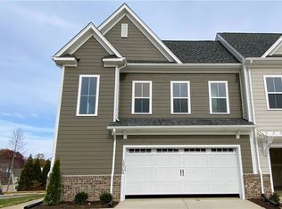 13764 Randolph Pond Ln, Midlothian, VA 23114