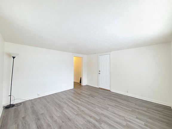 4th image of 2022 W College Ave APT D