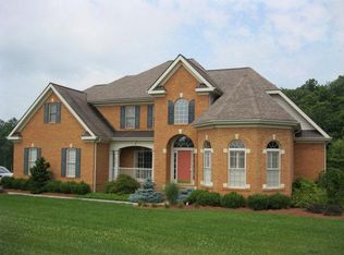 344 Ironwood Gate Dr, Princeton, WV 24740