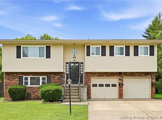 2103 Fairway Court, New Albany, IN 47150
