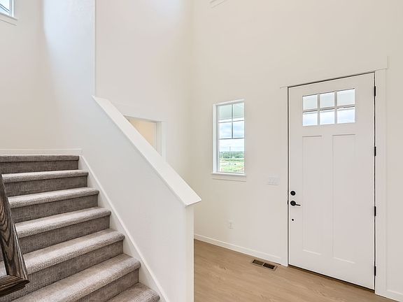 Plan V432 - Representative Photo - Entry