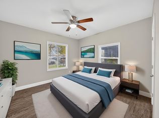 3231 E Townsend Ave, Fresno, CA 93702