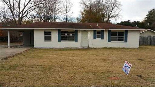 1st image of 109 Cottonwood Dr