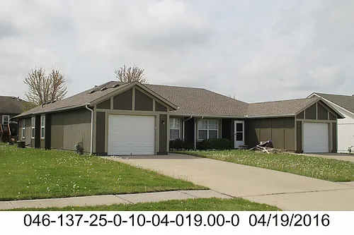 775 E Pinewood St Photo 1