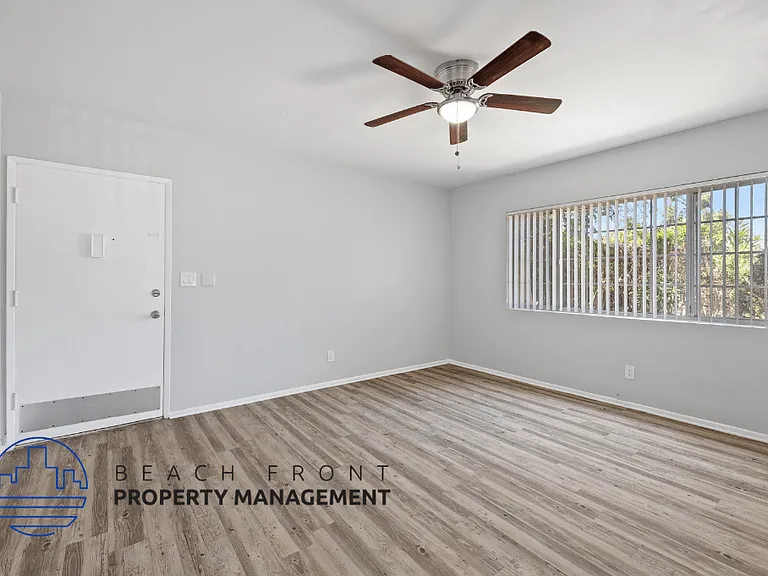 2135 Santa Fe Ave — Photo 5