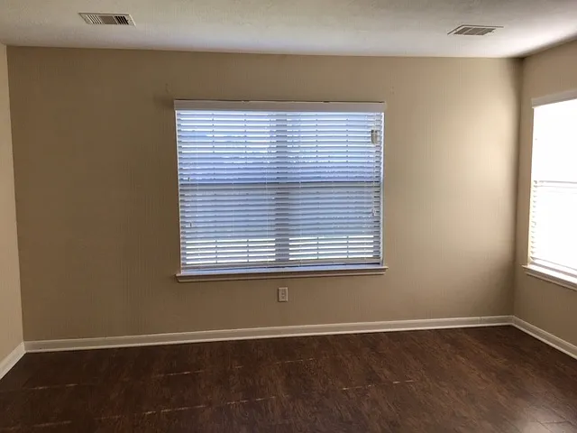16215 Ranchland Ln — Photo 11