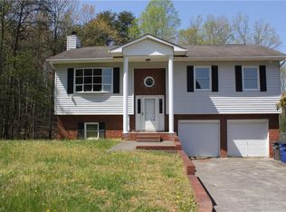 3574 Sellwood Rd, Winston Salem, NC 27105