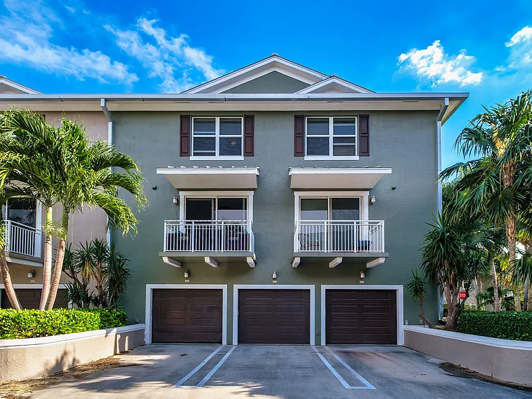 ANKR Wilton Manors — Photo 26