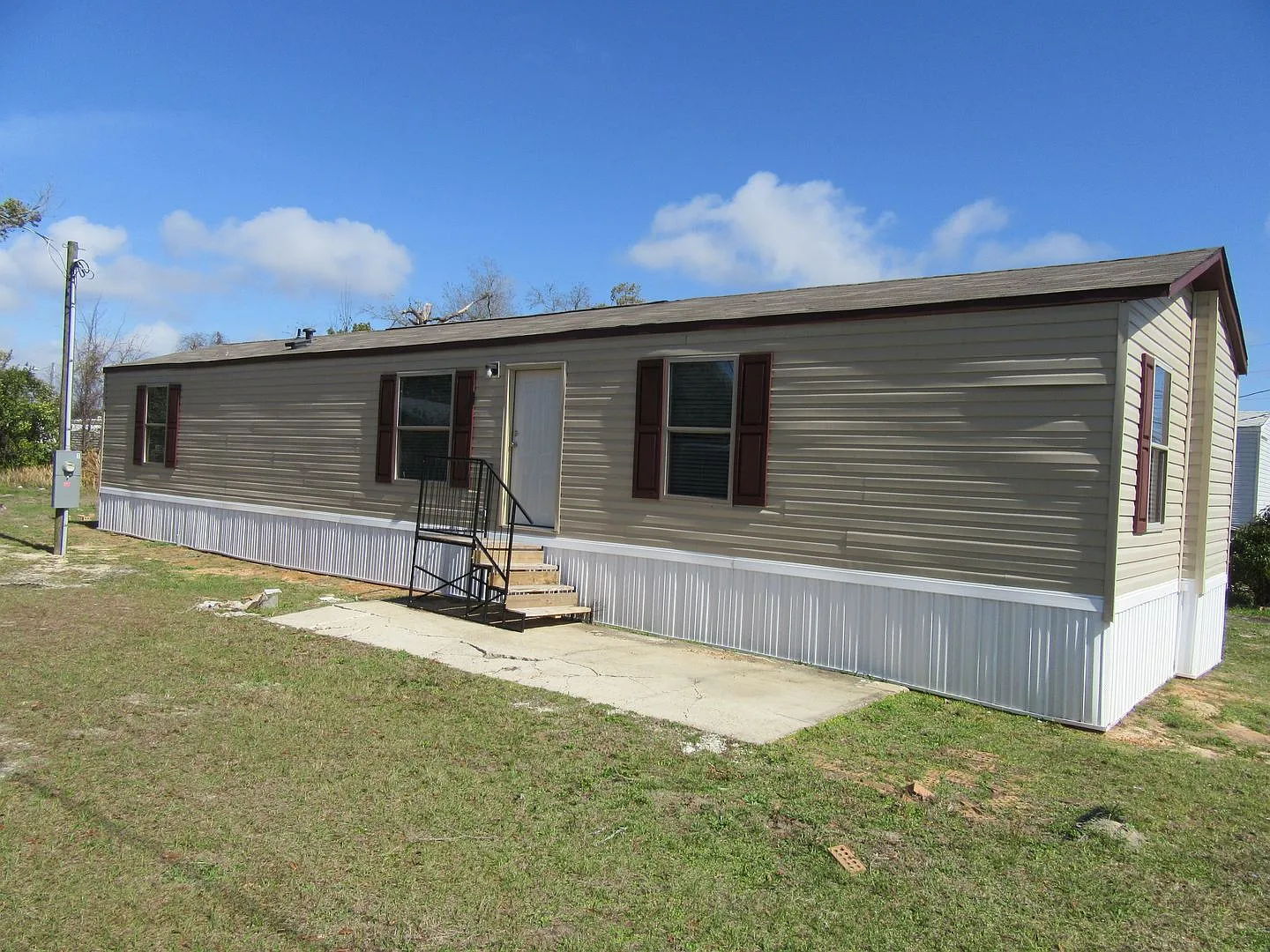 4905 Alameda St. Lot 1 — Photo 1