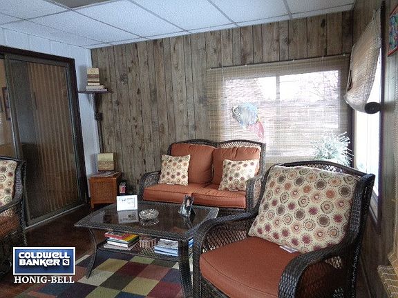 4th image of 5911 Edward Dr