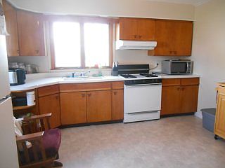 2nd image of 11 Malby Ave