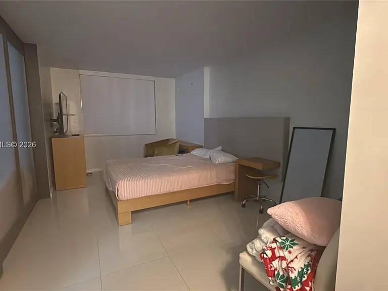 6039 Collins Ave #635 — Photo 9