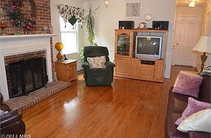 4th image of 5765 Benford Dr