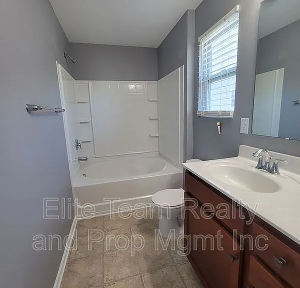 1349 Haestad Ct — Photo 10