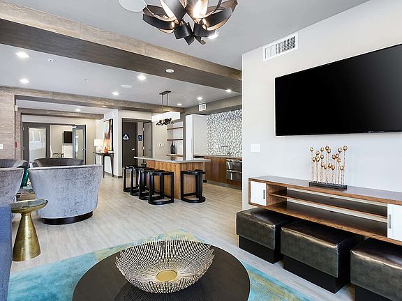 4th image of 1465 65th St APT 487
