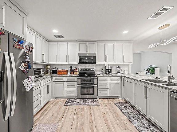 2nd image of 192 Morphew Rd