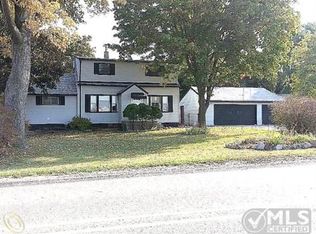 3050 Bald Mountain Rd, Auburn Hills, MI 48326