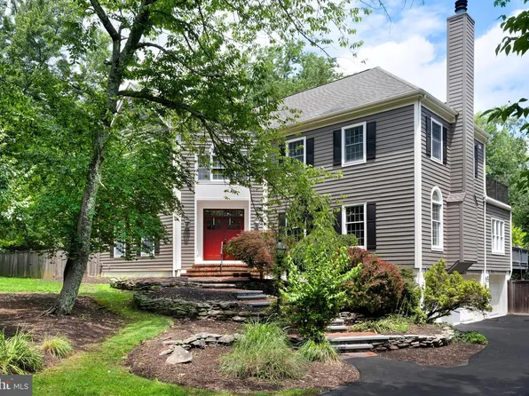 1 Michael Way, Pennington, NJ 08534