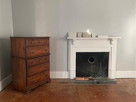 2nd image of 59 S Fayetteville St