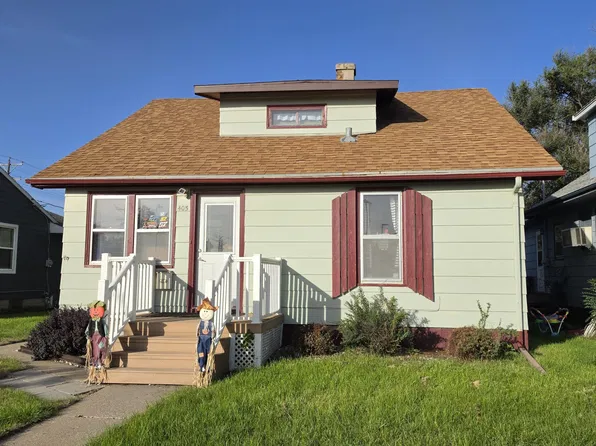 405 N 3rd St, Aberdeen, SD 57401
