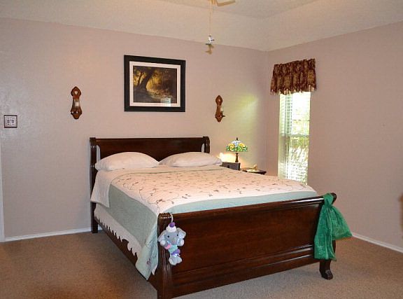 5th image of 4713 Preston Dr