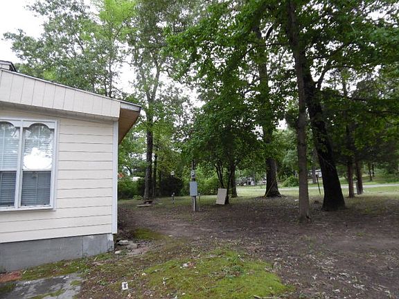 4th image of 884 Hickory Hills Dr