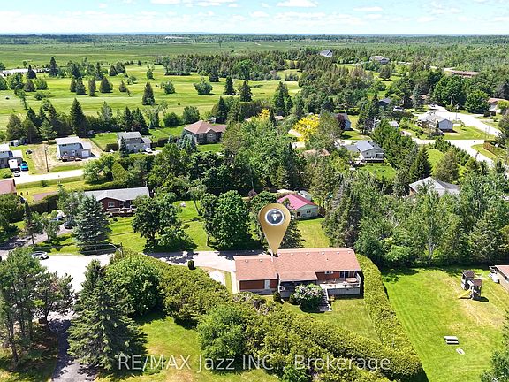 3rd image of 15 Beavers Ln