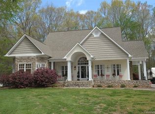 130 Oak Hill Rd, Advance, NC 27006