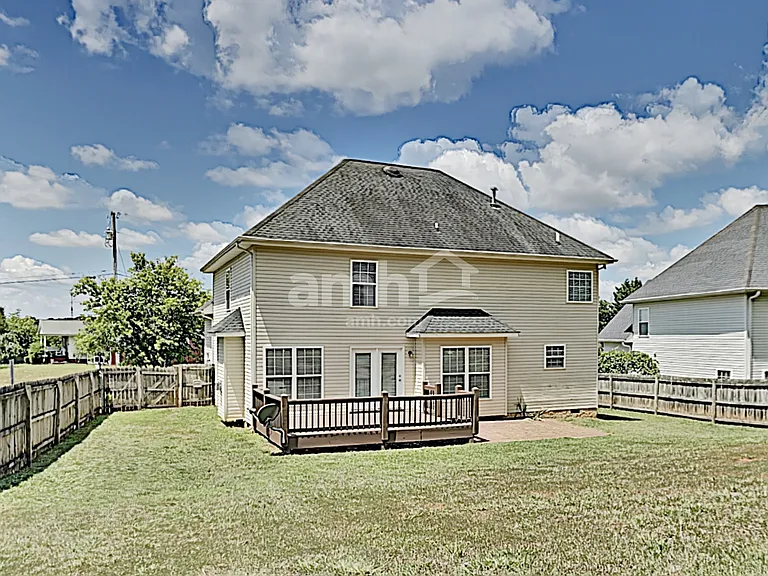 1356 Pershing Hill Ln — Photo 14