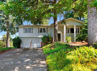 2680 Crestview Dr S, Salem, OR