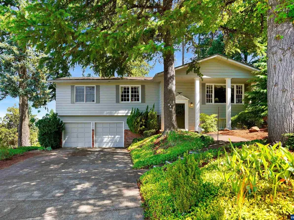 2680 Crestview Dr S, Salem, OR 97302