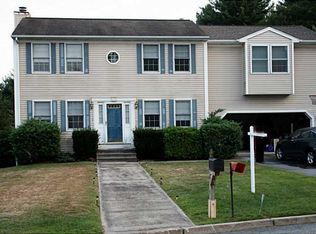 4 Cottonwood Ct, Smithfield, RI 02917