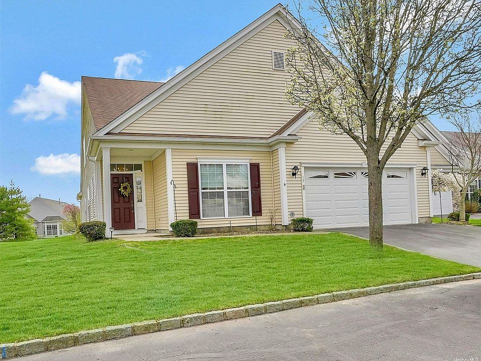 1st image of 15 Hopkins Court #15