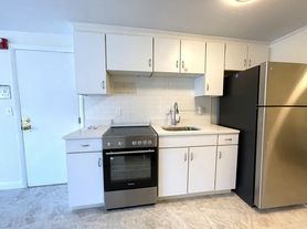 31 Webster St, Gloucester, MA