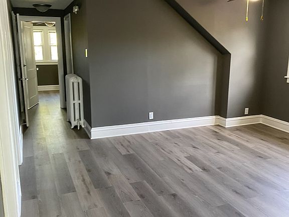 2nd image of 176 S Walnut St #2