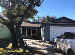 113 Pecan Harbor St, Rockport, TX 78382