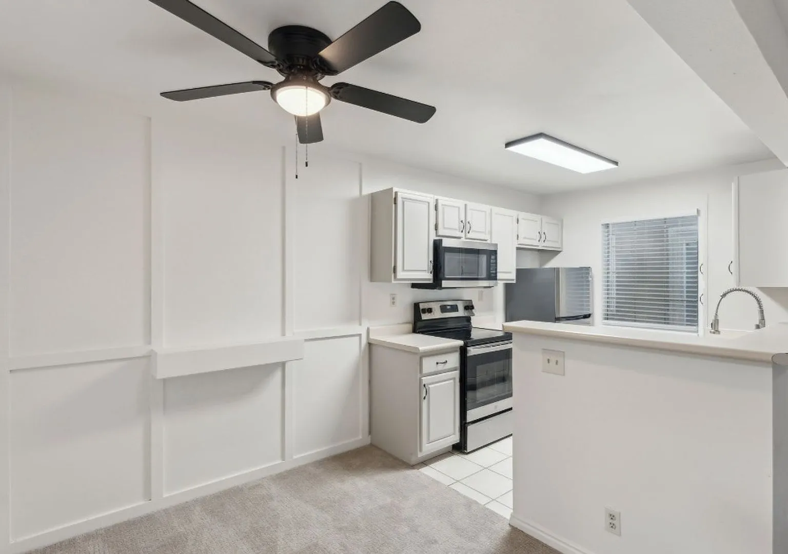 Main Floor 2 Bedroom Condo in Bountiful! — Photo 2