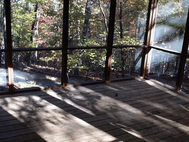 14x14 Screened Porch