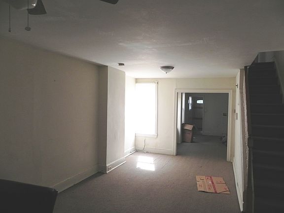 3rd image of 316 S Claymont St