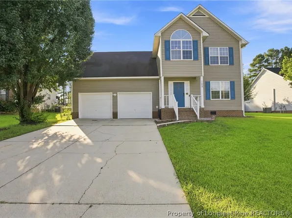 108 Timber Ridge Dr, Raeford, NC 28376