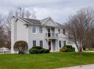 14500 Sea Gull Ln, Mishawaka, IN 46545