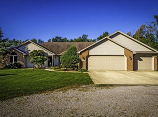 11800 W Smuts St, Zanesville, IN 46799