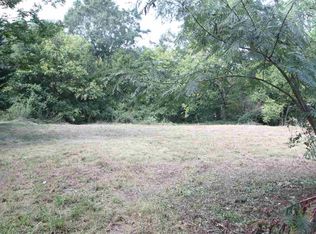 207 E Tucker St, Landrum, SC 29356