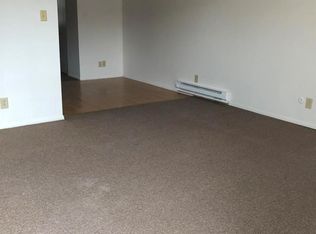 1002 Quail Dr APT 11, Morris, IL